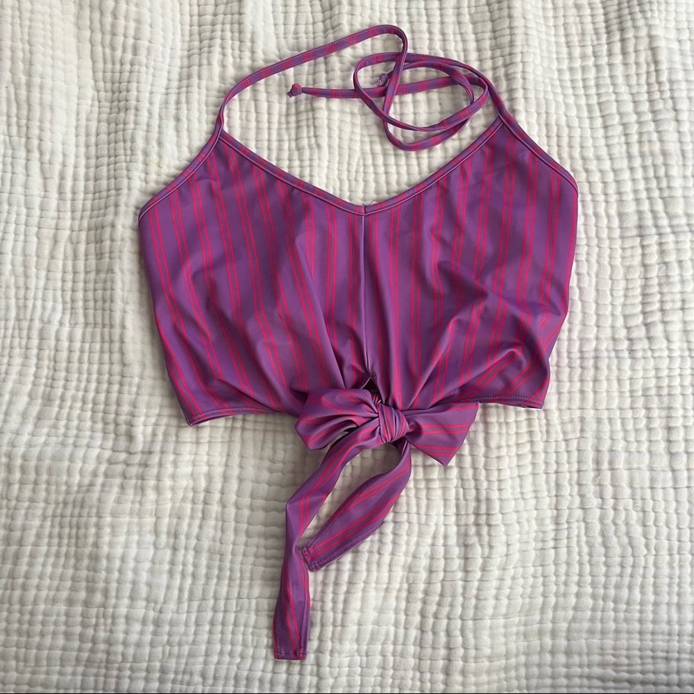 Kortni Jeane tie up top